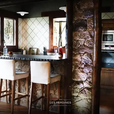 Les Pardines 1819 Mountain & 4* Encamp