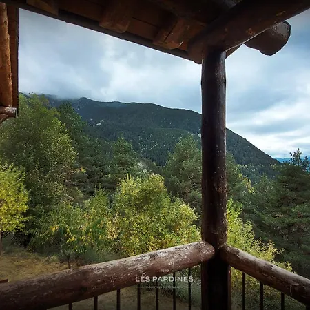 Les Pardines 1819 Mountain & Encamp