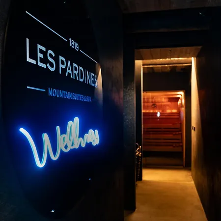 Szálloda Les Pardines 1819 Mountain & 4*